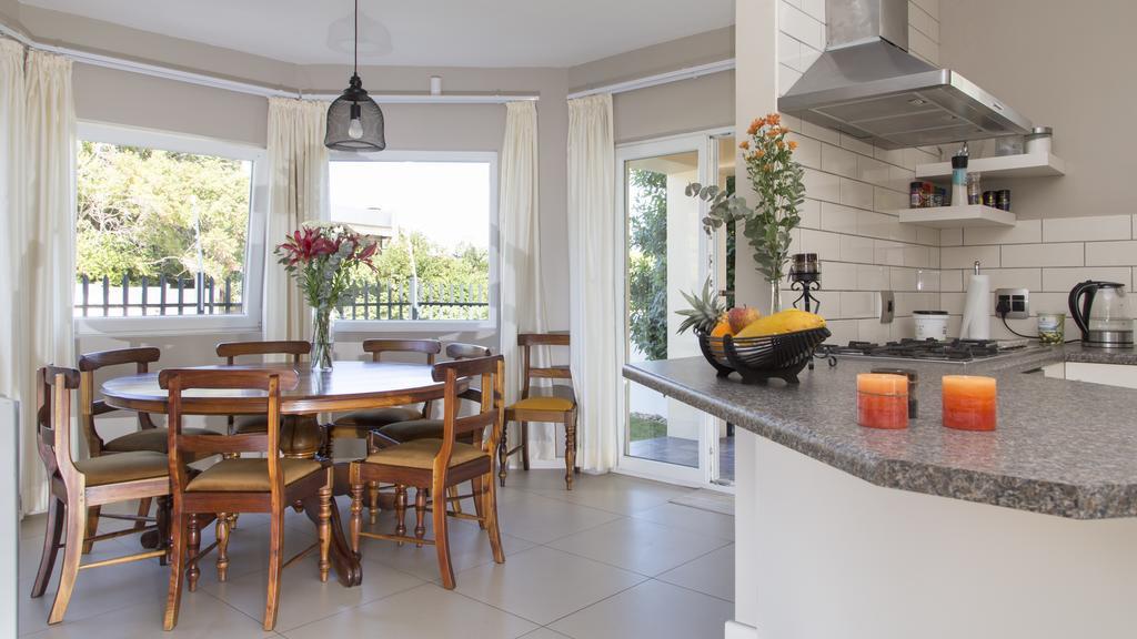 Lala Panzi B&B Plettenberg Bay Exteriör bild