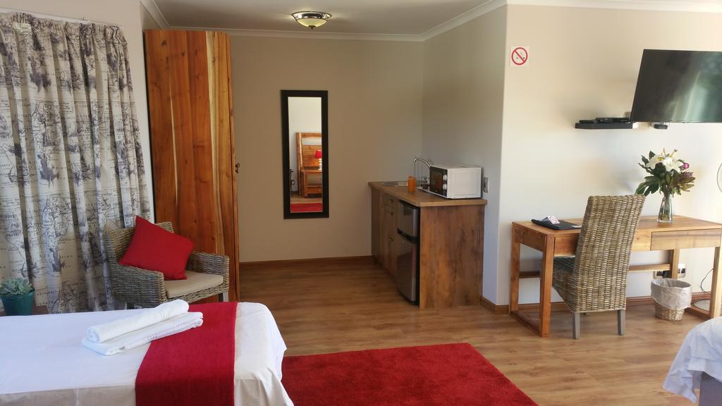 Lala Panzi B&B Plettenberg Bay Exteriör bild