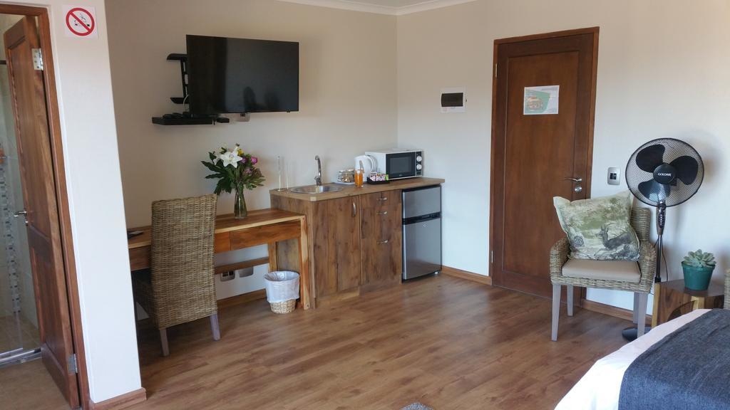 Lala Panzi B&B Plettenberg Bay Exteriör bild